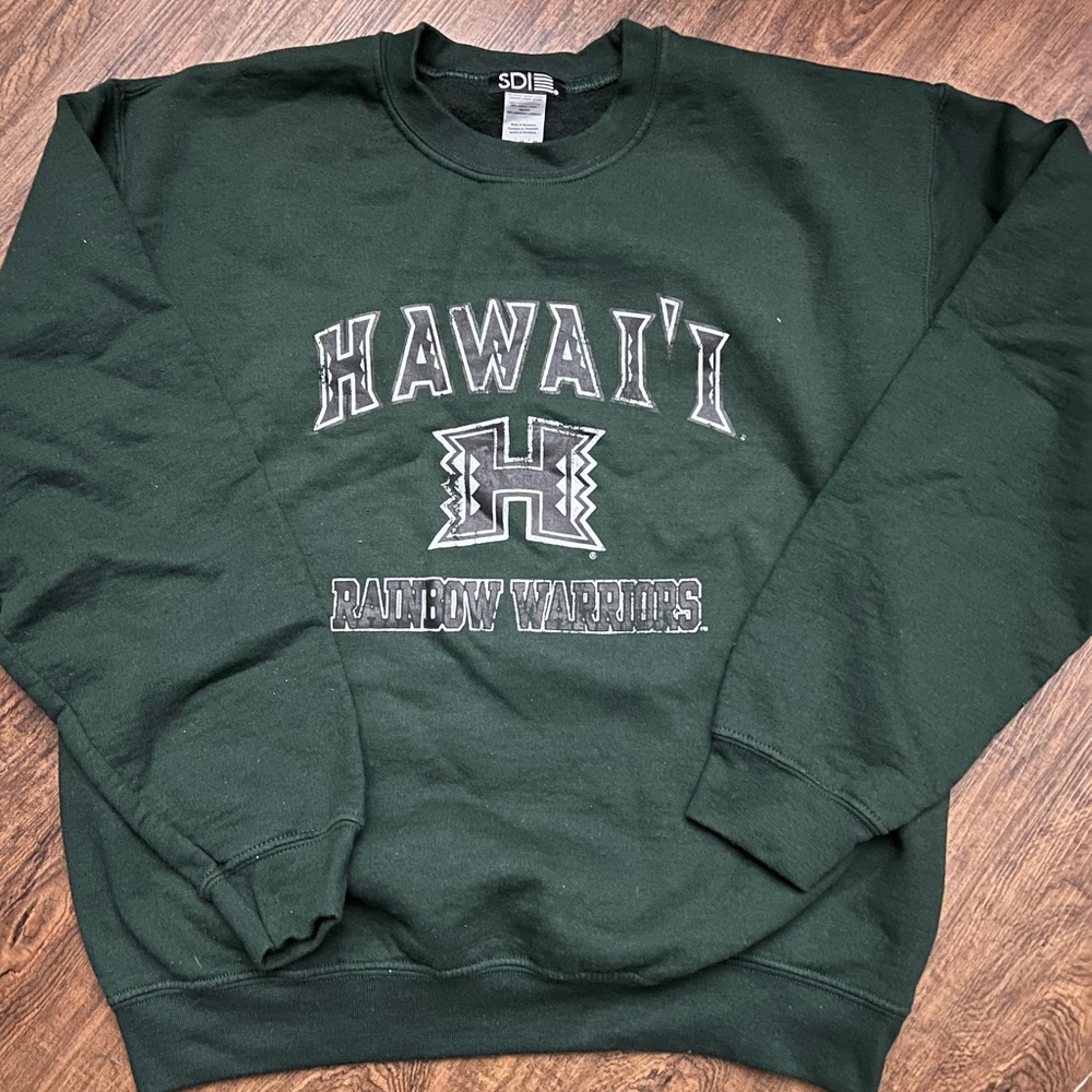 College Pullover, Size M